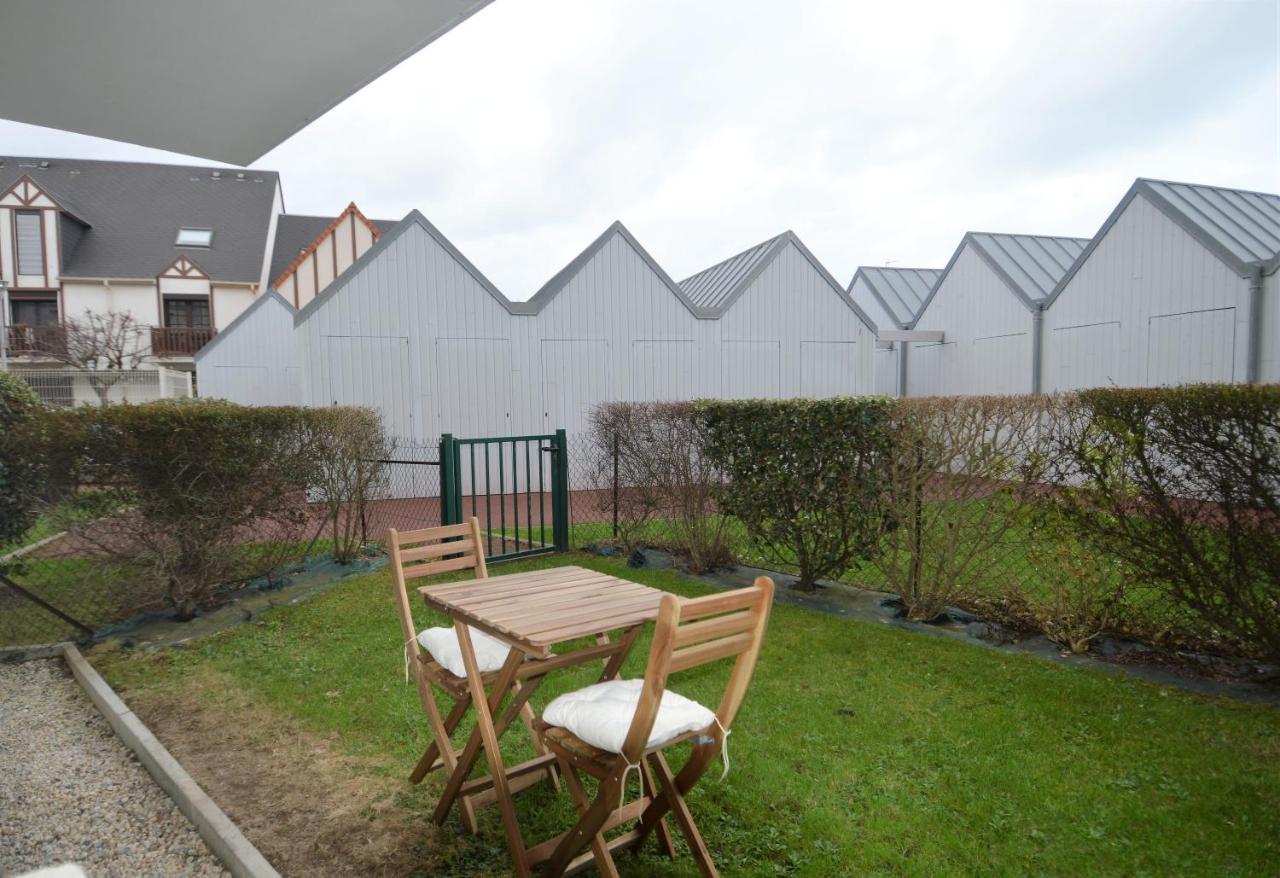 Jardin - à 50m de la plage - Wifi - Parking Courseulles-sur-Mer Exterior foto