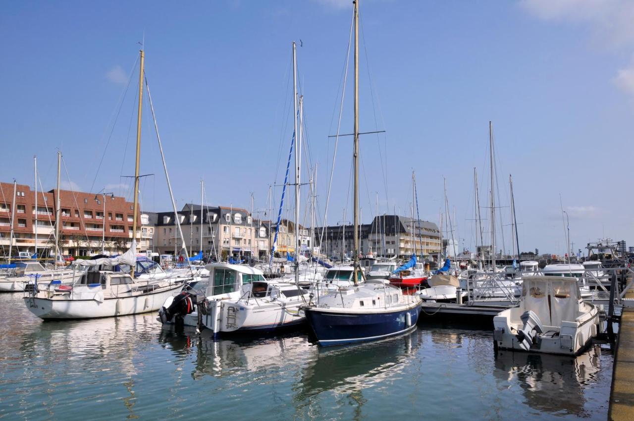 Jardin - à 50m de la plage - Wifi - Parking Courseulles-sur-Mer Exterior foto